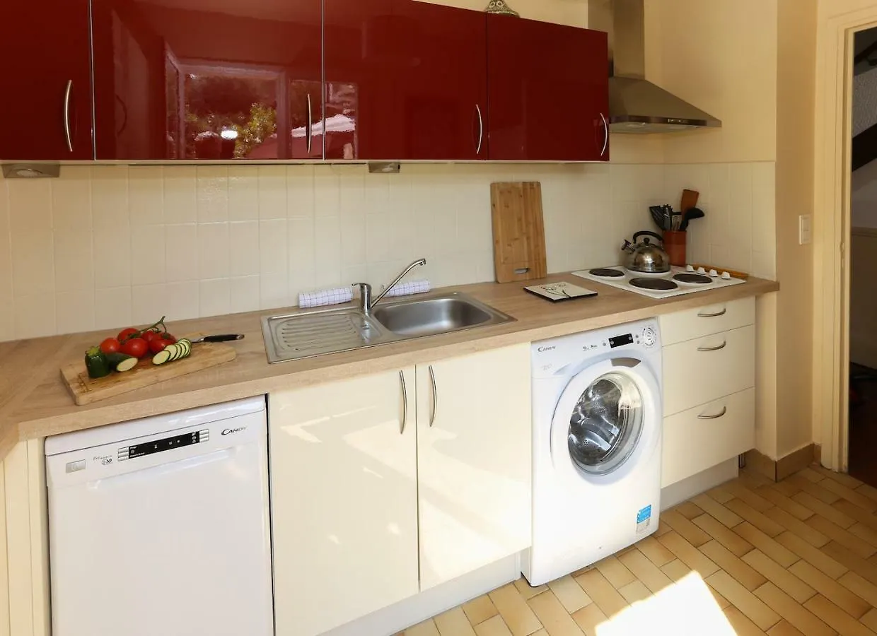 Prázdninový dům Suquette Charming Provencal House In Antibes With Nice Terrace, Garden And Pool Access